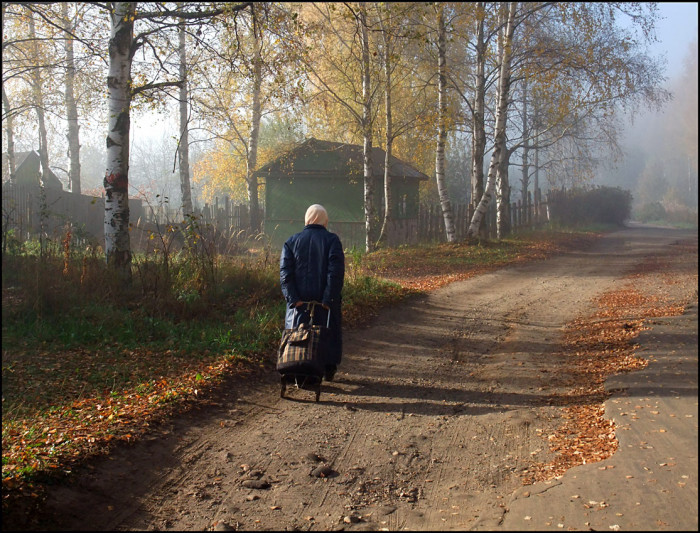 Нуждающаяся в медпомощи пенсионерка потерялась в посёлке КСК в Чите
