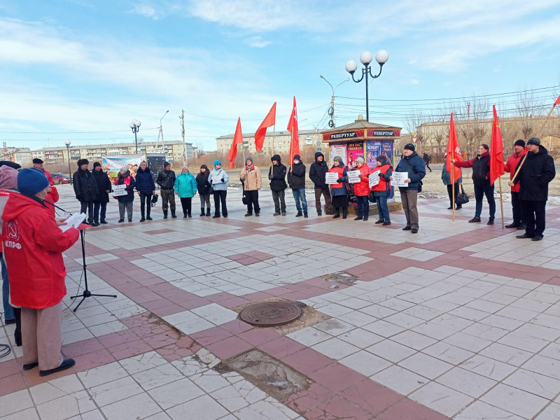 Коммунисты Забайкалья предложили выводить людей на улицы из-за отмены районного коэффициента