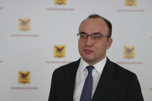 Акишин извинился перед депутатами Заксобрания за отсутствие на докладе
