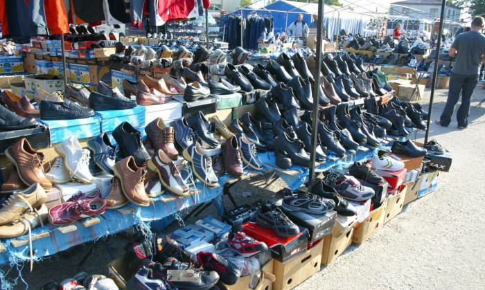Почти тысячу пар немаркированной обуви изъяли читинские таможенники в 2020 г.