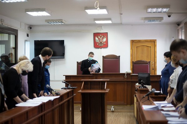 Савватеева после суда по QR-кодам: «Мы будем обжаловать решение вплоть до ЕСПЧ»