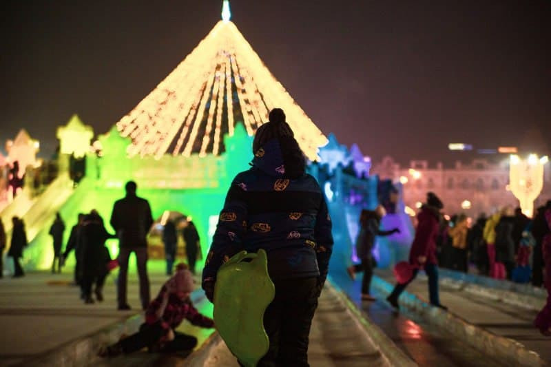 Почти 15 млн рублей потратили в Чите для новогоднего оформления площади Ленина