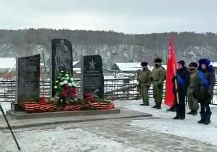 Памятник погибшим во время Великой Отечественной войны открыли в селе Забайкалья