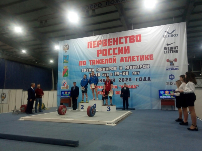 Забайкальский тяжелоатлет установил пять рекордов России