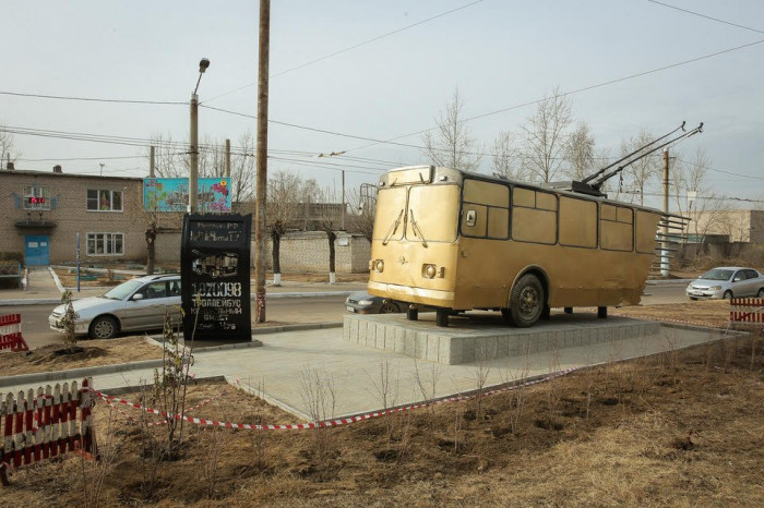 «Адский» троллейбус оставили на территории читинского депо