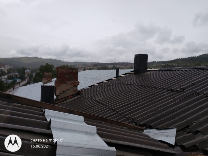 Фонд капремонта восстановил большинство крыш, пострадавших от весеннего урагана в Забайкалье