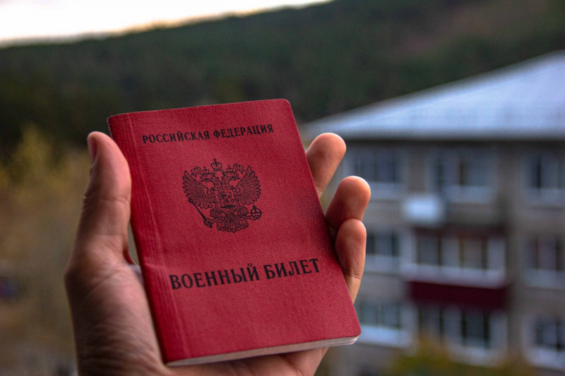 Мошенники под видом мобилизованных начали вымогать деньги у жителей Новосибирска