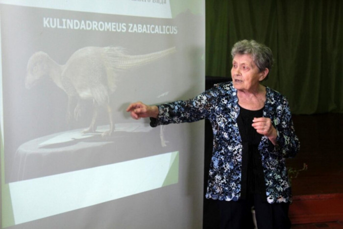 Первооткрывательница забайкальского динозавра проведёт онлайн-лекцию о юрском периоде