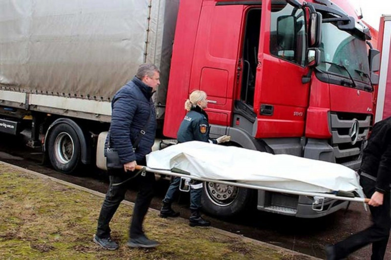 Тело дальнобойщика из Татарстана нашли на трассе Чита – Забайкальск