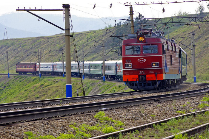 Три пассажирских поезда будут задержаны на ЗабЖД 15 марта