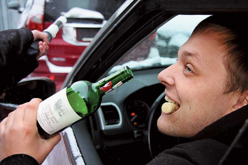 Двенадцать человек сели пьяными за руль в Забайкалье первого января