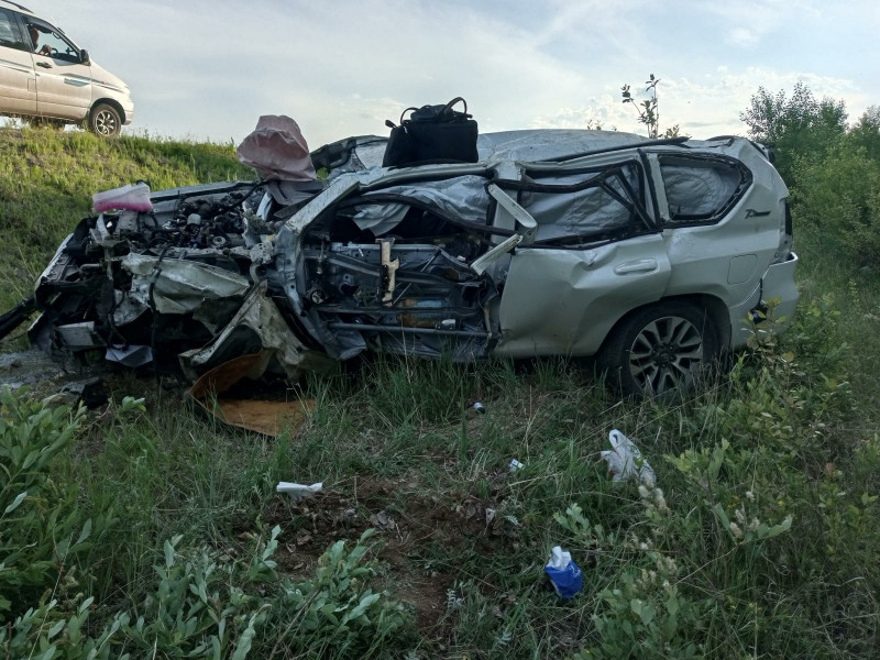 Nissan в Забайкалье вылетел на встречку, два человека погибли