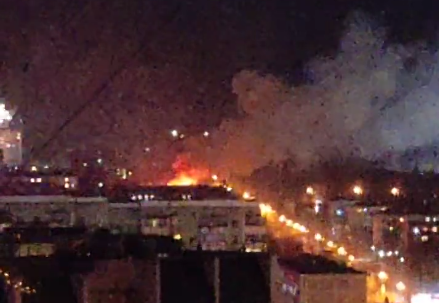 Надворные постройки загорелись на Кайдаловской в Чите