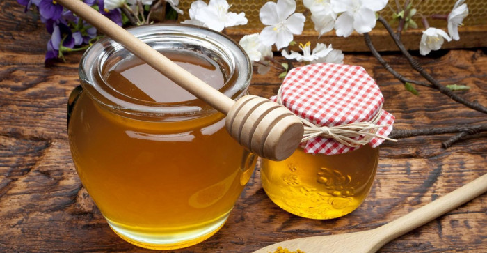 Нескольким забайкальцам грозит до 6 лет колонии за кражу мёда у пенсионерки