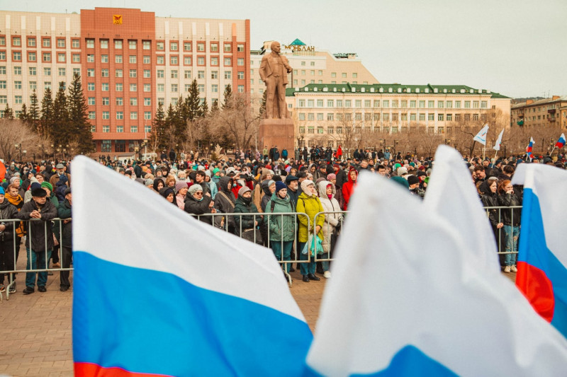 Первомайскую эстафету отменили из-за косметического ремонта площади Ленина в Чите