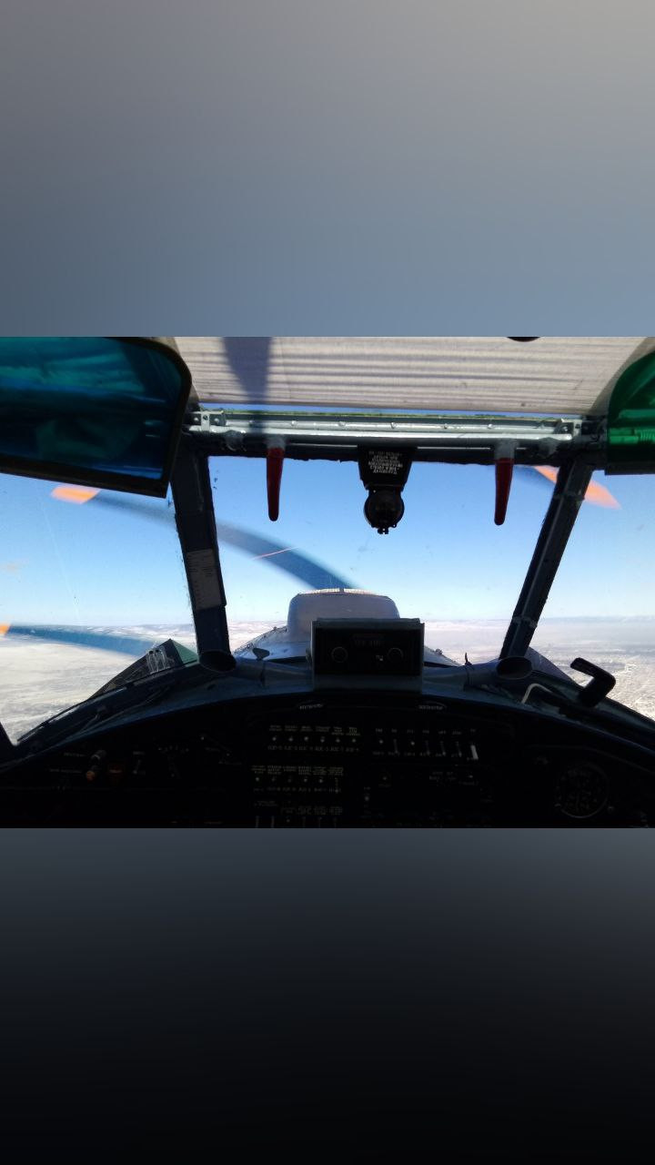 Вид из кабины пилота
