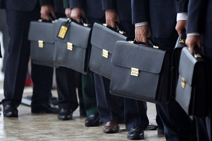 Депутаты потребовали от главы Читы сократить чиновников для экономии бюджета