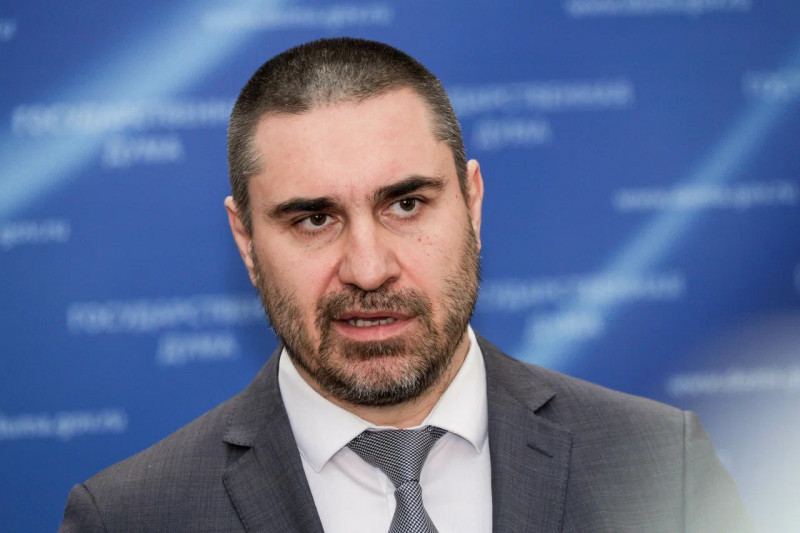 Председатель комитета Госдумы по охране здоровья Дмитрий Хубезов