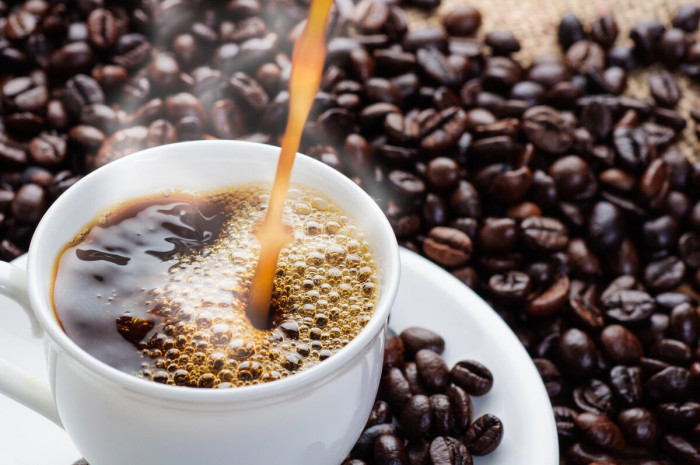 Кофе в России планируют наценить на 10-12% из-за засухи в Бразилии