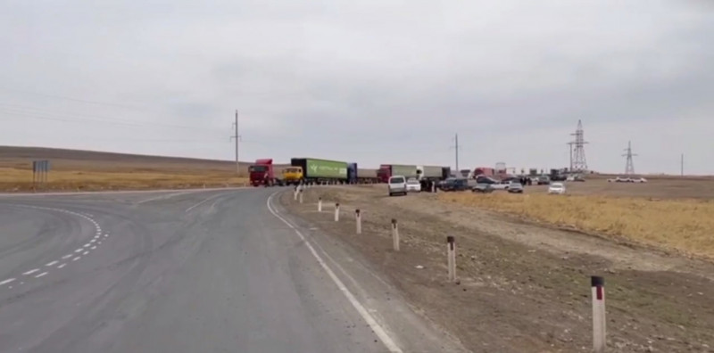 На пункте пропуска с Китаем в Забайкальске образовалась 11-километровая очередь