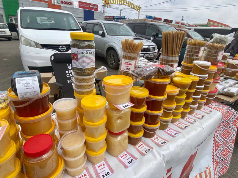 Жители Читы купили более 400 килограмм мёда. Фото tg-канала 
