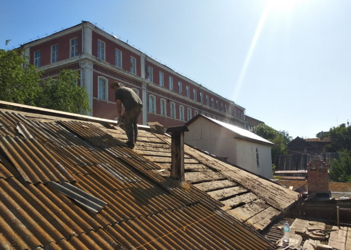 Несколько месяцев ушло на восстановление 33 крыш от мартовского шторма в Забайкалье