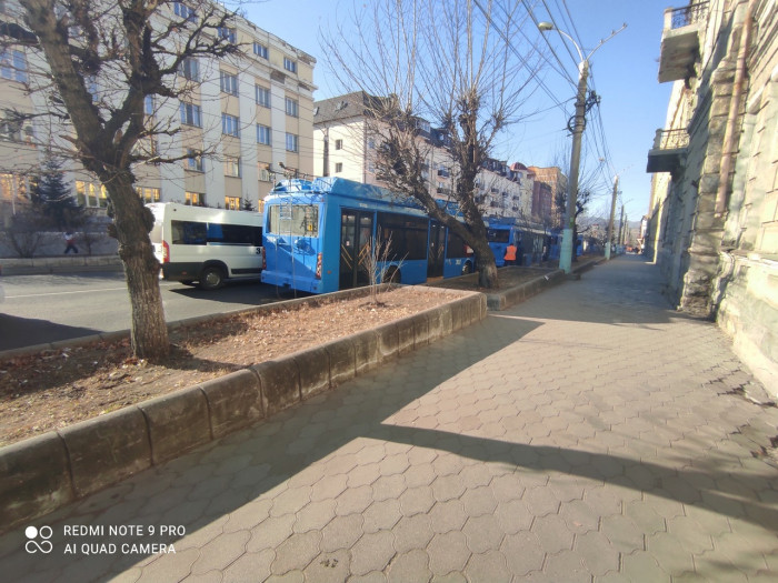 Пробка из троллейбусов образовалась на Бутина в Чите из-за ДТП