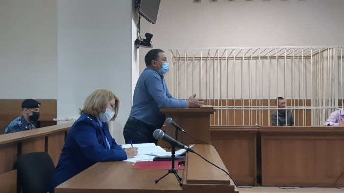 Свидетель убийства главы УФСИН Забайкалья рассказал в суде, как надел наручники на стрелявшего