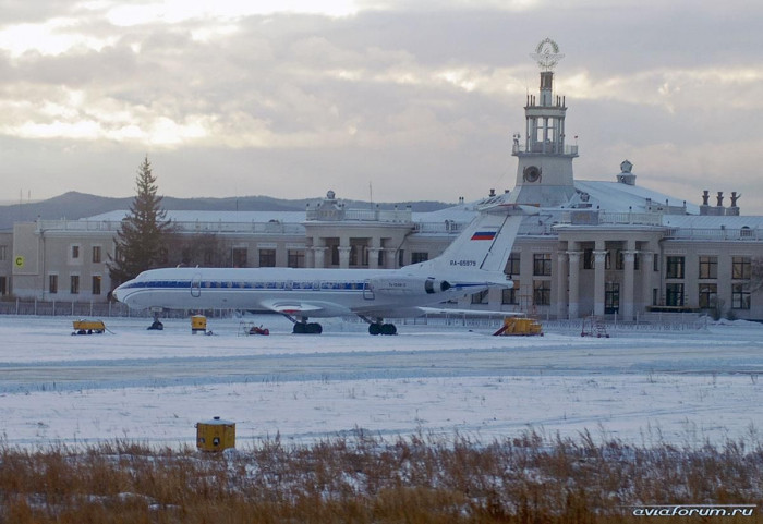 Самолёты задержали на час в читинском аэропорту из-за выпавшего снега