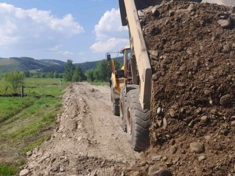 Забайкальские дорожники восстановили региональную дорогу Коротково – Менза после размыва