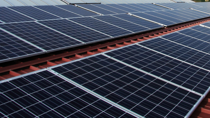 Российские учёные создали материал, улучшающий работу солнечных батарей