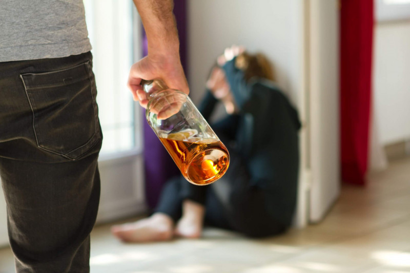 Алкоголь в 2021 году стал причиной более чем 5 тысяч преступлений в Забайкалье