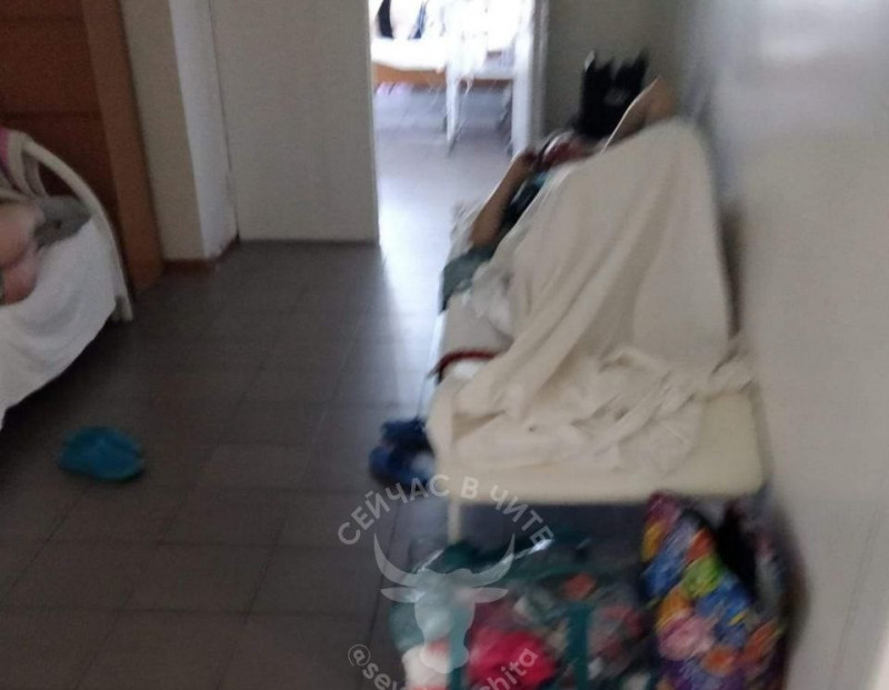 Беременную в Чите положили в коридоре из-за нехватки мест