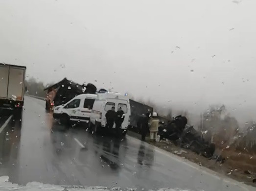 Водитель фуры погиб в аварии в Карымском районе Забайкалья
