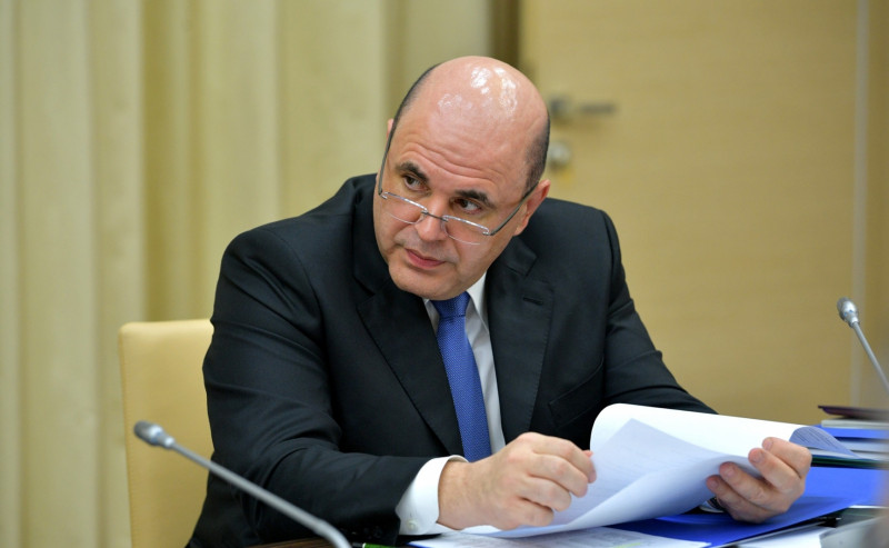 Глава правительства РФ обязал губернаторов ежедневно мониторить ситуацию с COVID