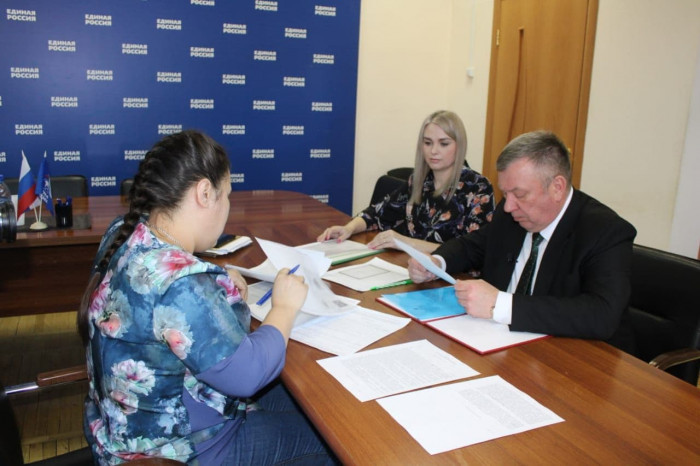 Андрей Гурулёв подал документы на предварительное голосование «Единой России»
