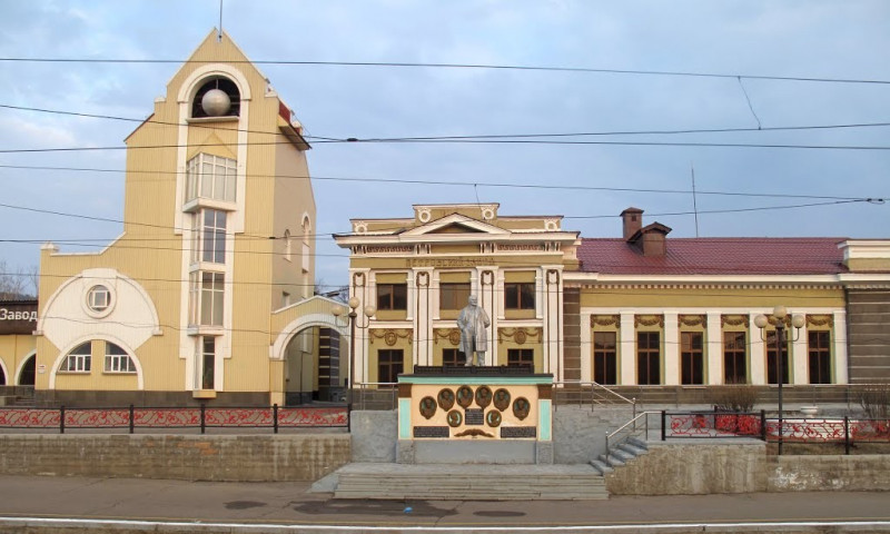 Большая стройка началась в центре Петровск-Забайкальска и в Хилке