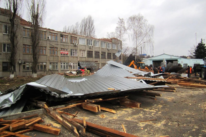 Более 100 домов восстановят в Забайкалье после урагана 15 марта