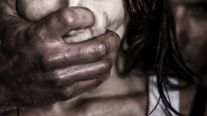 Экс-прокурора ожидает суд в Чите за изнасилование возлюбленной