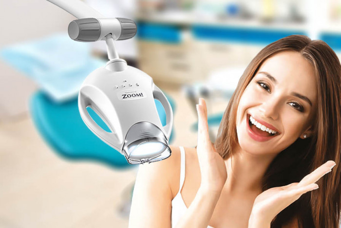 Стомклиника «Эсси» в Чите предлагает отбеливание зубов современным аппаратом за одно посещение