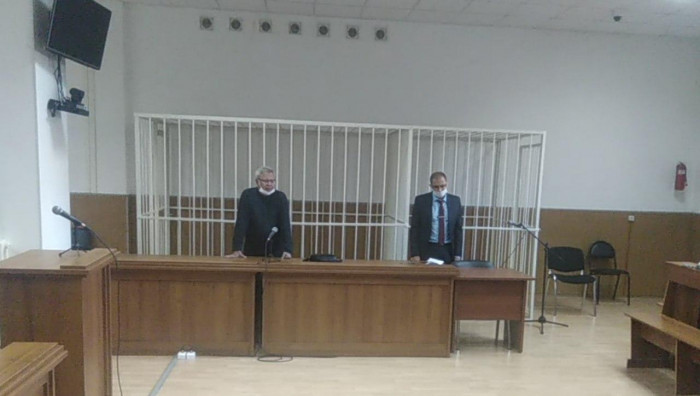 Читинский суд не отстранил от работы осуждённого преподавателя