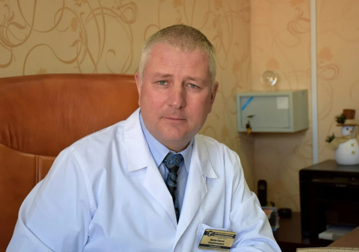 Бывшего главврача инфекционной больницы в Чите будут судить за взятку