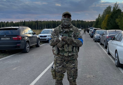 Репер Птаха попал под обстрел по пути на концерт в ДНР