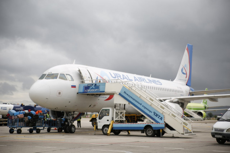 Самолёт с пострадавшим при взрыве в Антипихе ребёнком прилетел в Москву