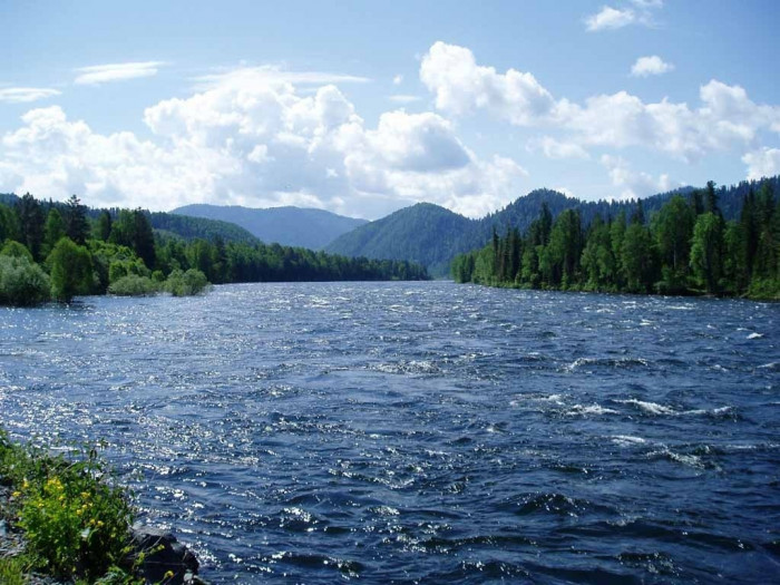 Река Витим у села Неляты в Каларском районе Забайкалья поднимется на 40-60 сантиметров