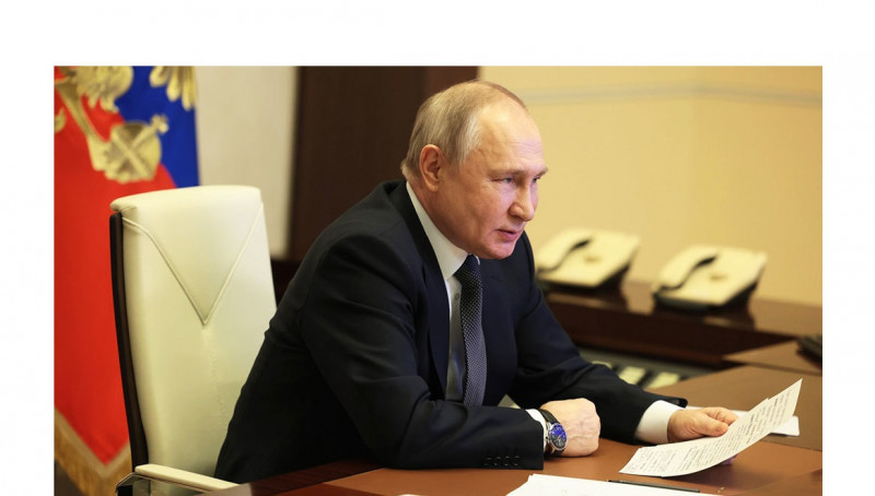 Президент подписал закон об электронных повестках. Фото: kremlin.ru