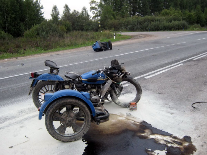 Водителя мотоцикла «Урал» увезли в больницу после ДТП на трассе Чита – Забайкальск