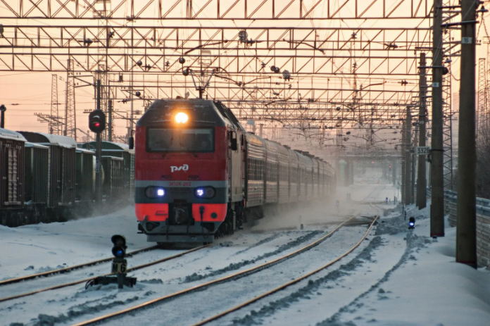 Четыре пассажирских поезда задержаны из-за схода вагонов в Забайкалье