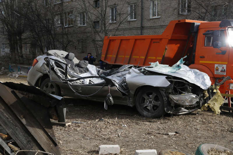 Страховка не сможет покрыть ущерб хозяйке машины, пострадавшей от взрыва дома в Чите