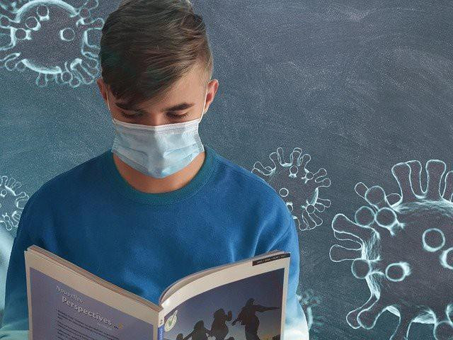 Заболеваемость школьников коронавирусом за неделю снизилась в Забайкалье на 7%